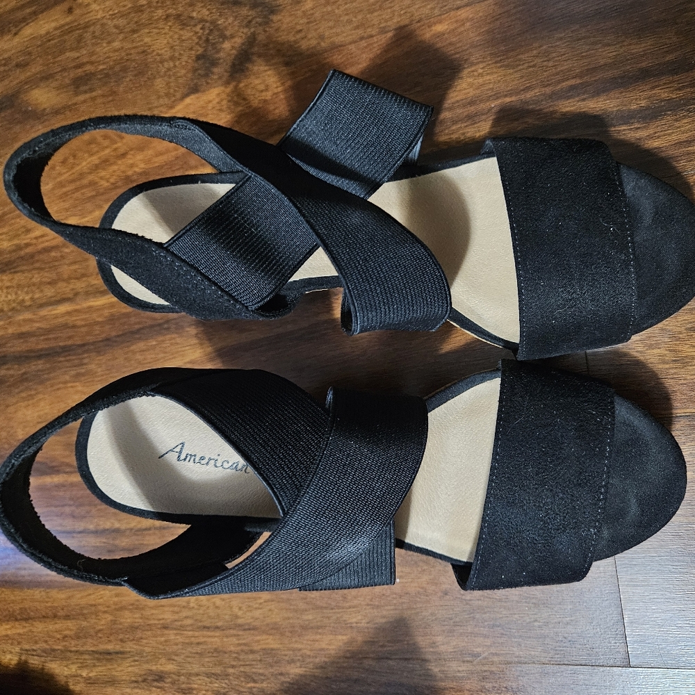 Black sandlea